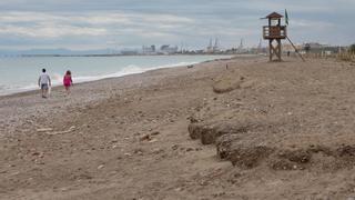 La necesidad de una megadraga añade dudas a la regeneración de las playas