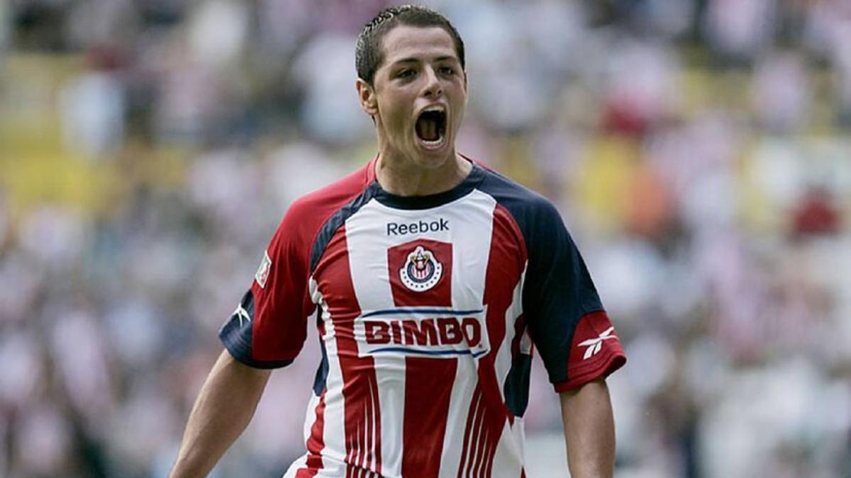 Chicharito, en su etapa en las Chivas