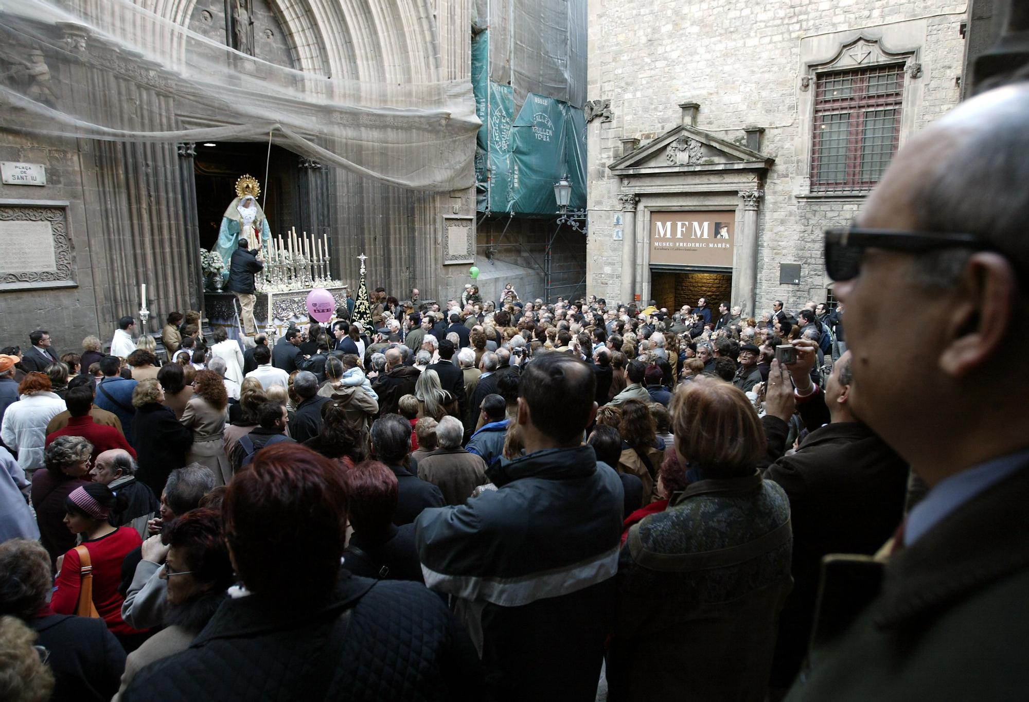 Procesión de la Virgen de la Macarena en Barcelona.