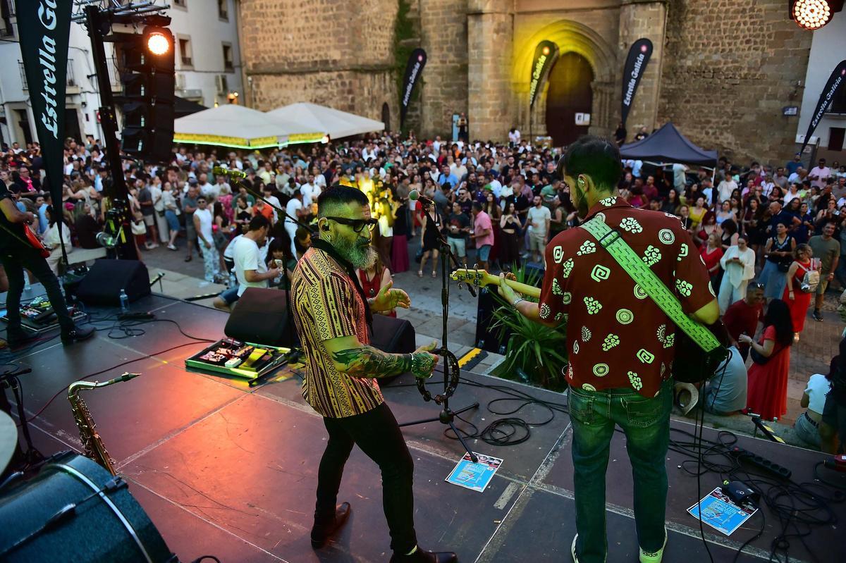 Concierto en la plaza de San Esteban, en las pasadas ferias de Plasencia.