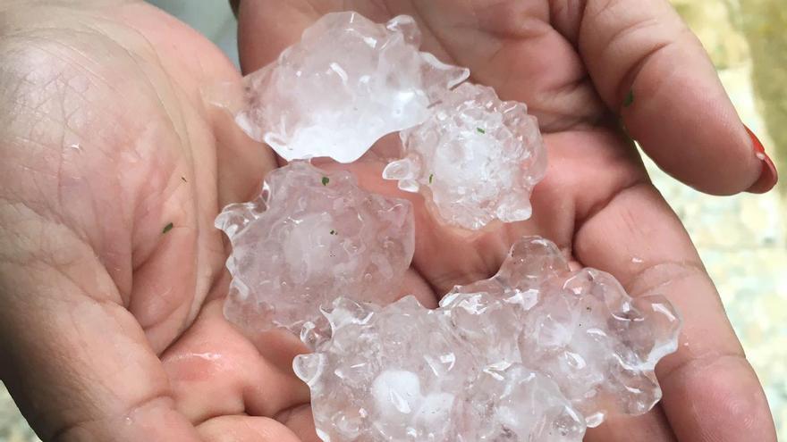 Granizo de gran tamaño ha caído en Can Picafort