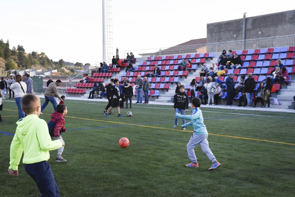 Sant Vicenç mostra el seu nou camp de futbol