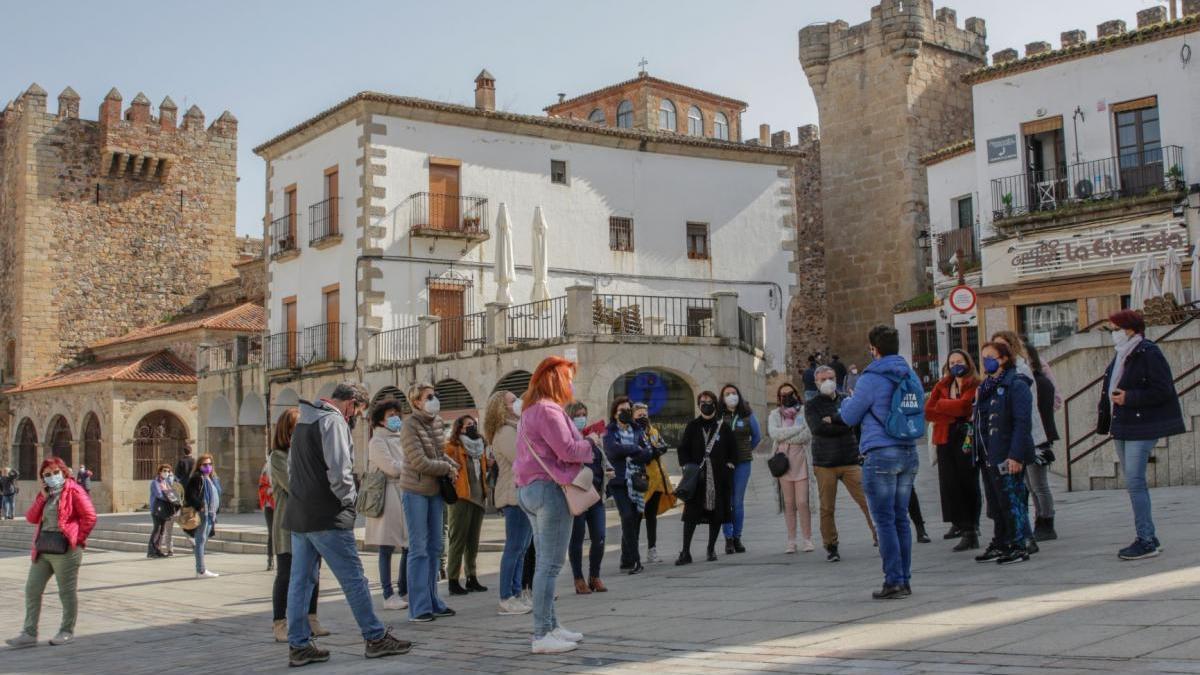 Cáceres con nombre de mujer