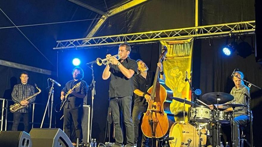 El quinteto liderado por Xacobe Martínez Antelo inaugura el jazz en A Xunqueira