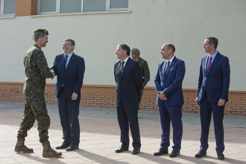 El Rey Felipe VI sigue desde Alicante varias maniobras del Mando de Operaciones Especiales