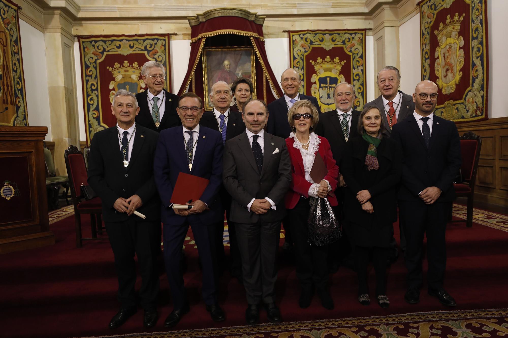 Entrega de medallas de oro de la Universidad de Oviedo