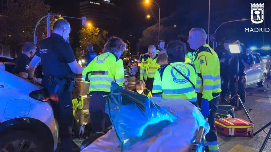 Un hombre herido muy grave tras ser atropellado por varios vehículos en el Paseo de la Castellana (Madrid)