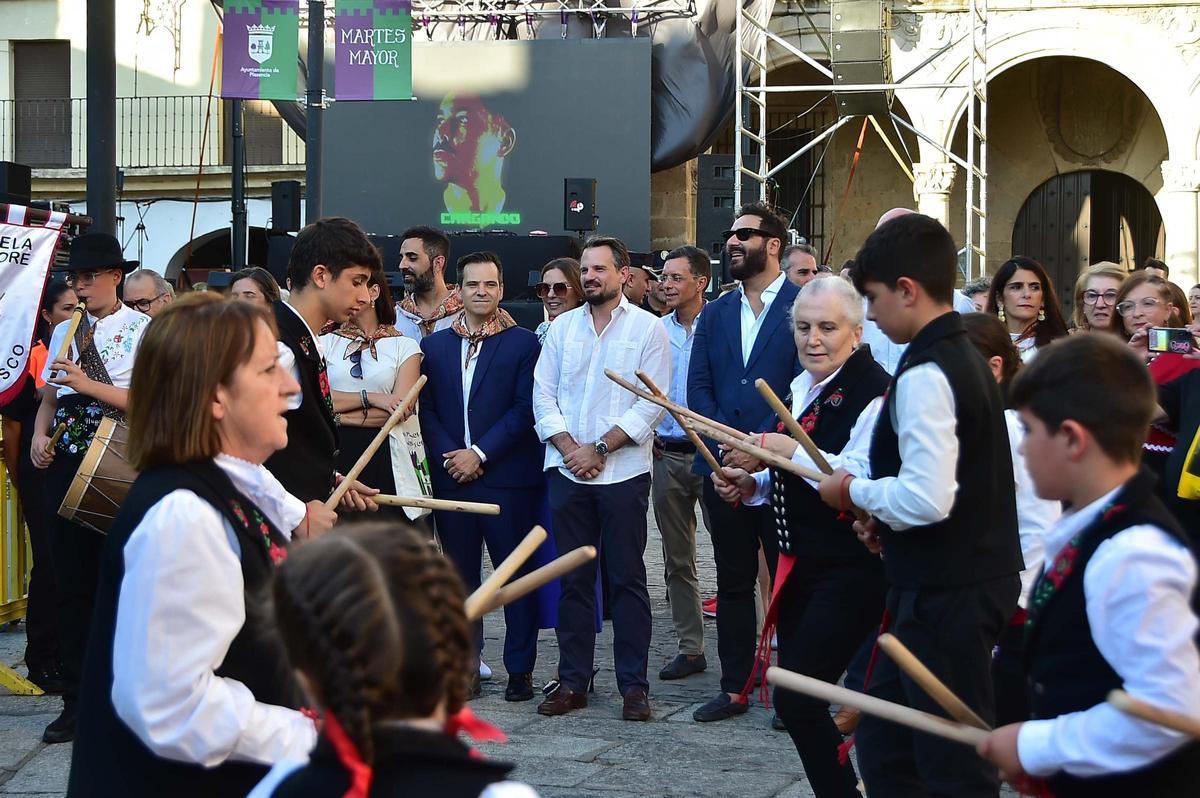 FOTOGALERÍA | Primeras imágenes del Martes Mayor 2026 FOTOGALERÍA | Primeras imágenes del Martes Mayor 2026