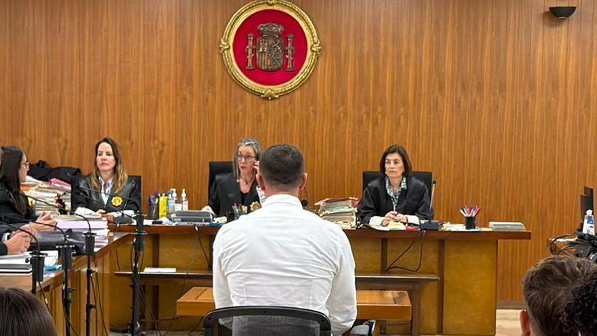 El acusado, hoy durante la vista celebrada en la Audiencia Provincial de Palma.