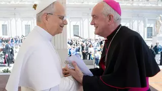 El encuentro de un minuto entre el obispo de Barbastro y el papa León XIV: habrá noticias "en breve" sobre Torreciudad
