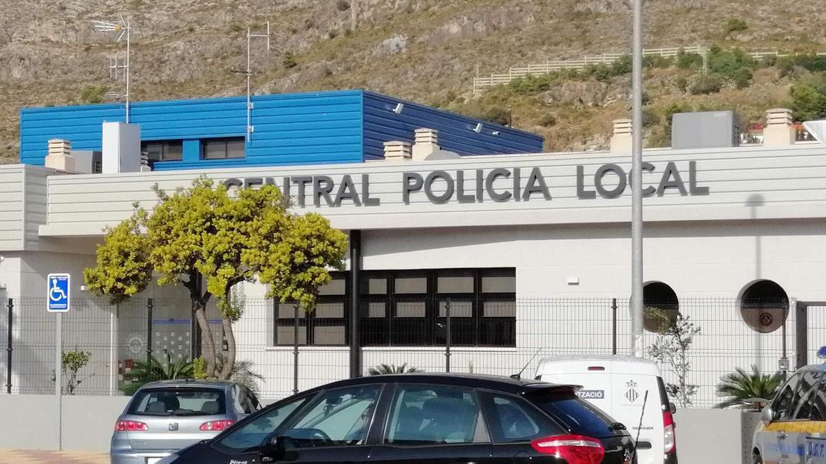 Central de la Policía Local de Cullera.