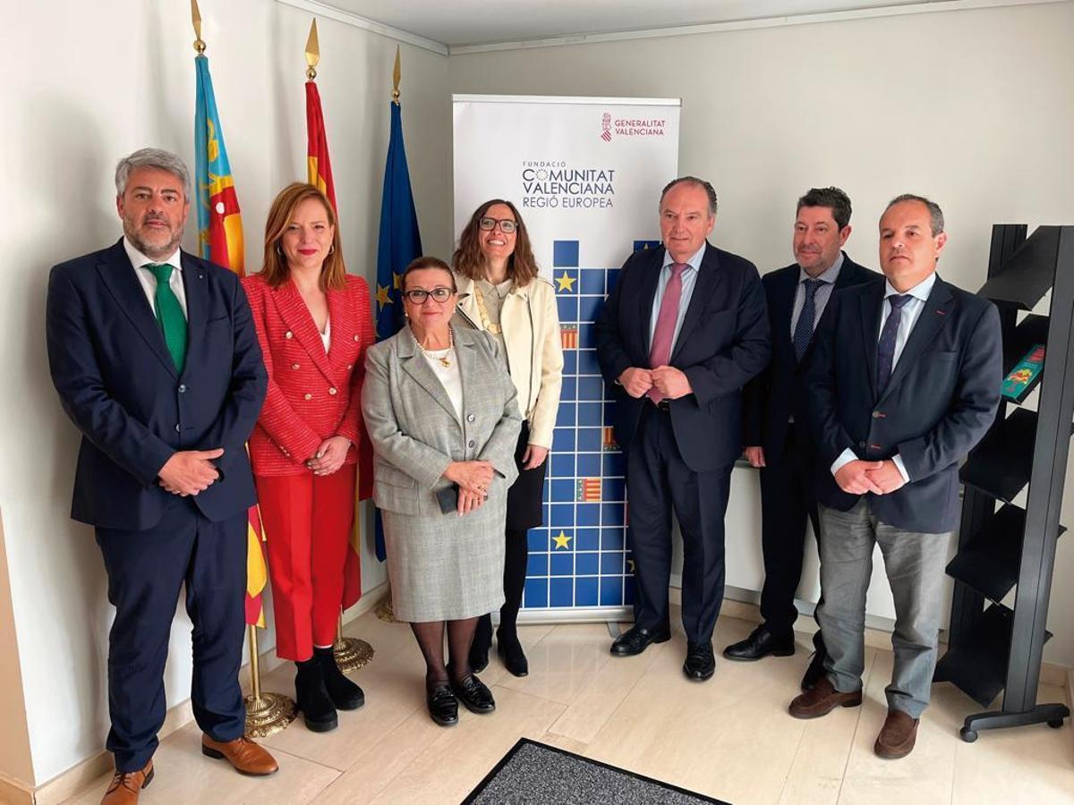 La delegación comercial de la Comunidad Valenciana en la sede del Parlamento Europeo.