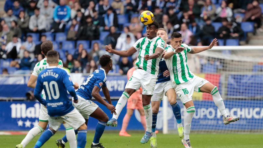 El Córdoba CF se va de campanadas en Oviedo