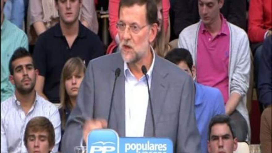 Rajoy felicita a la banca