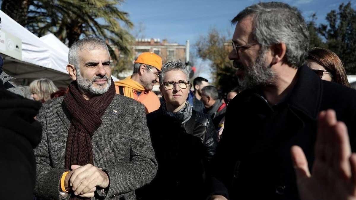 Carrizosa, increpado por independentistas cuando visitaba un mercadillo en Vilafranca del Penedès