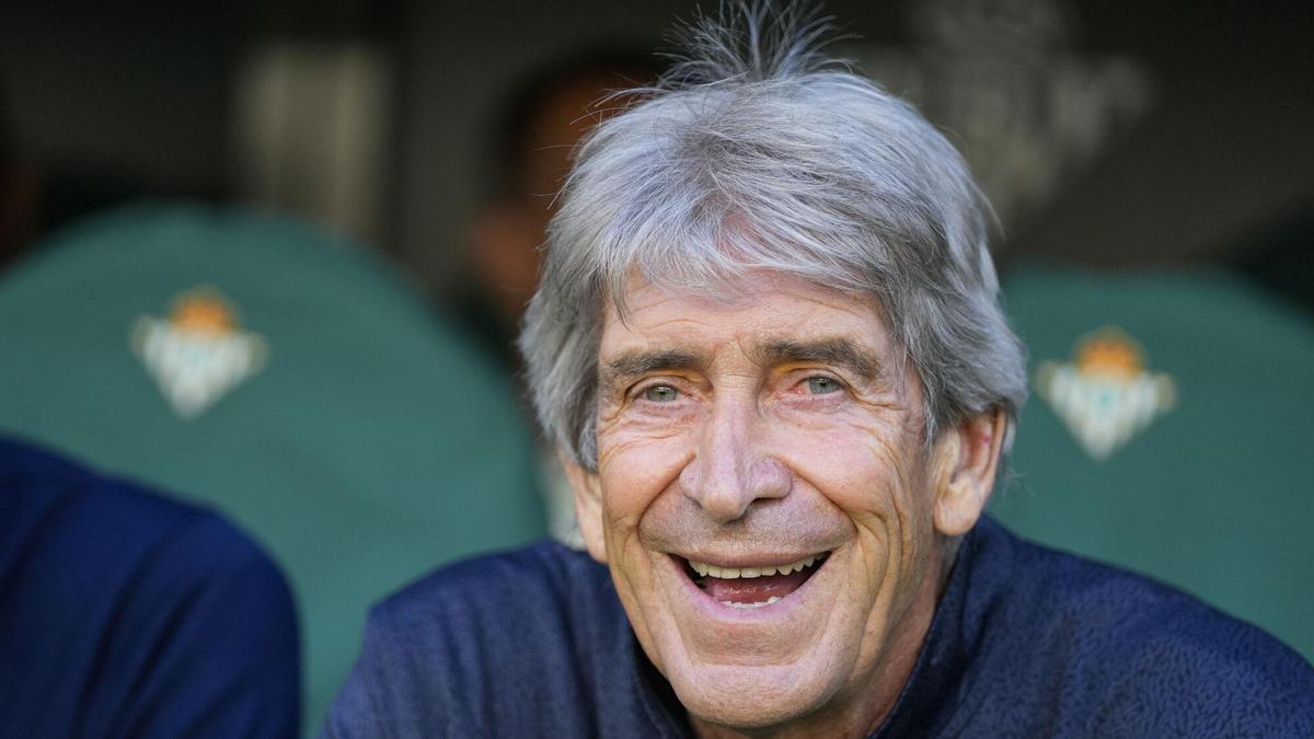 Manuel Pellegrini, durante el Betis-Elche de LaLiga EA Sports en La Cartuja