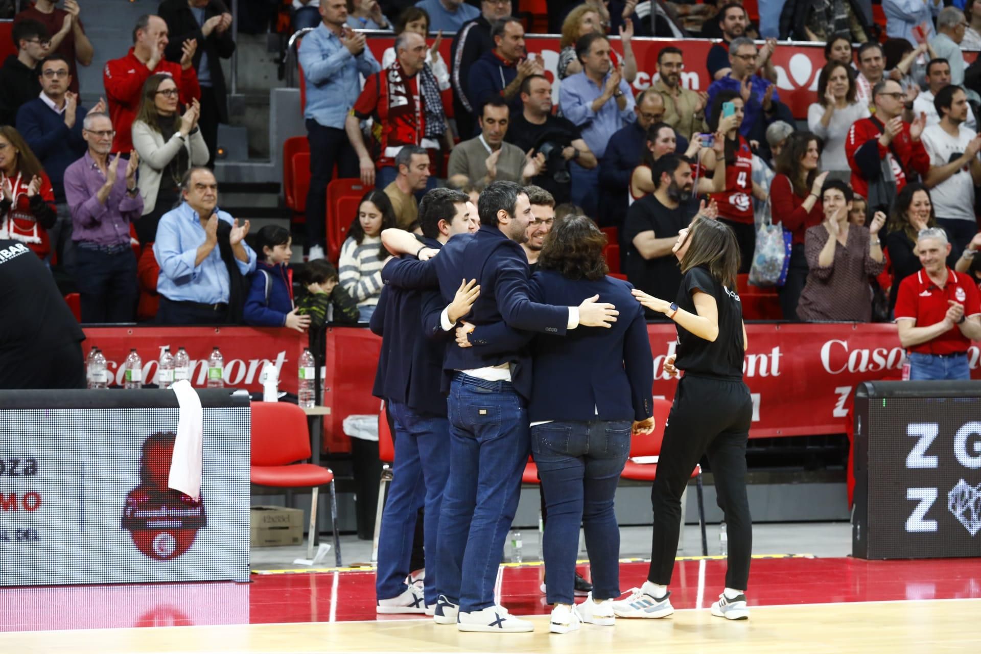 En imágenes | El Casademont Zaragoza hace historia y se mete en cuartos de Euroliga
