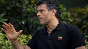 Leopoldo López asegura que allegados a Maduro desean que deje el poder.