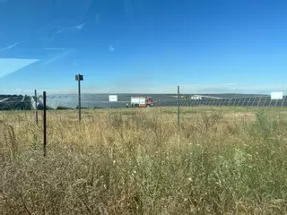 Incendio en La Hiniesta al arder varias placas solares