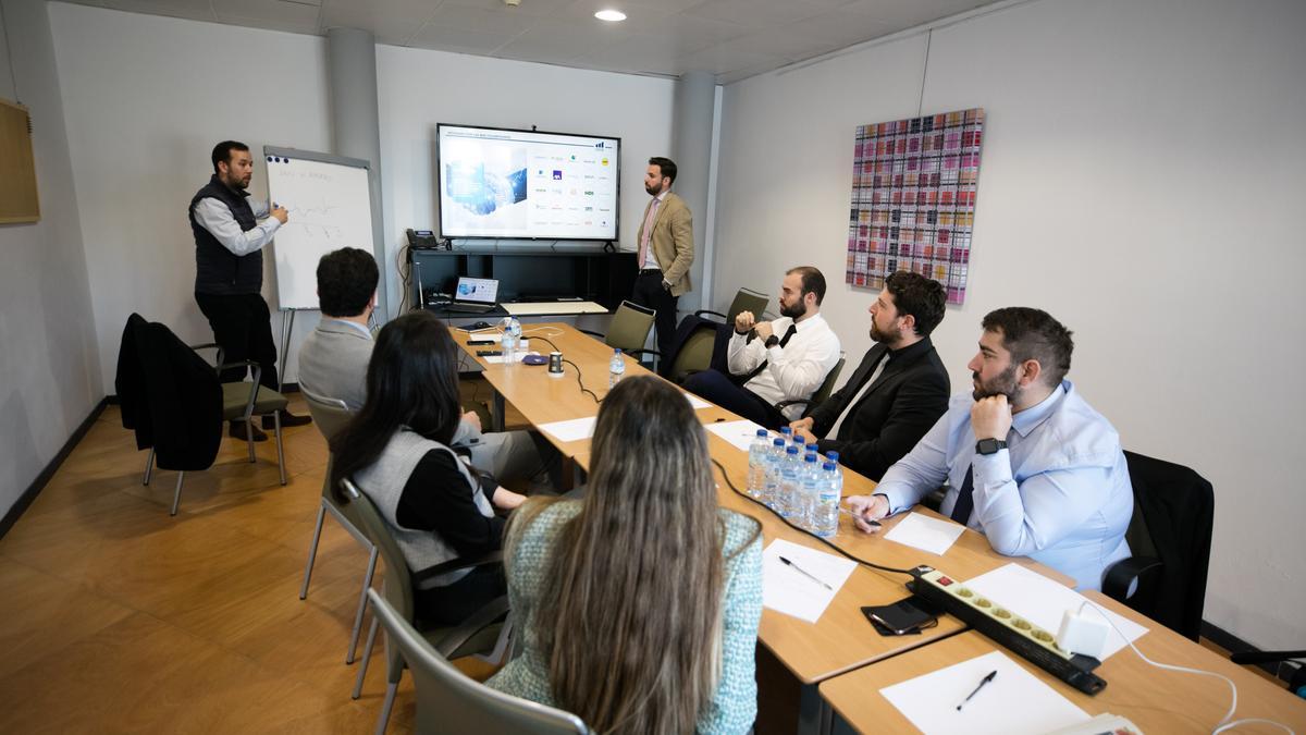 OVB Allfinanz escogió una de las sedes de Diario de Ibiza para impartir formación a su equipo de Ibiza