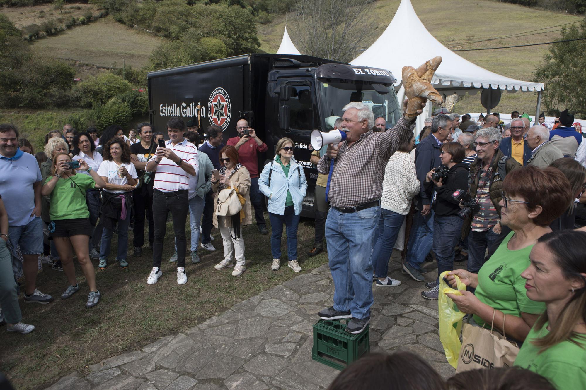 La romería de Los Mártires vuelve a Mieres