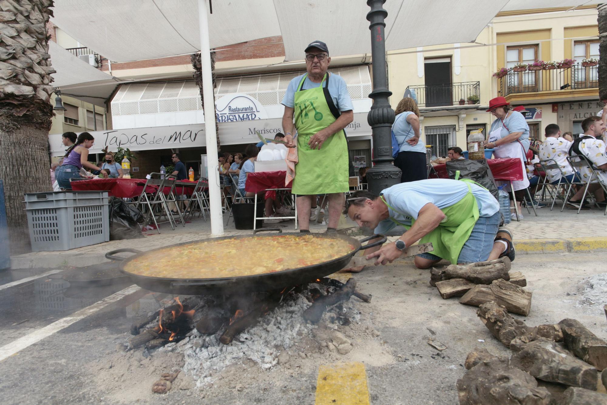 El Grau de Castelló celebra su paella popular por Sant Pere