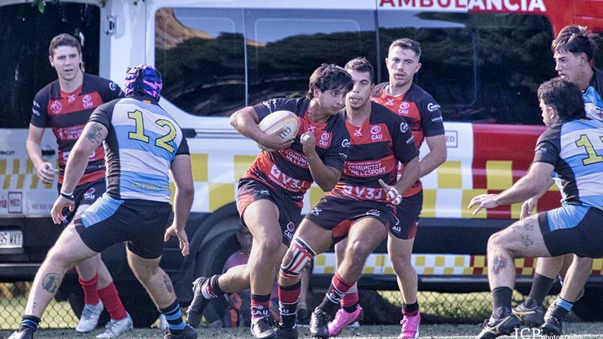 Victoria clara del CAU Valencia en Poble Nou (22-42)