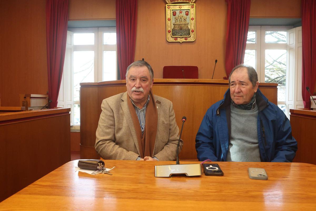 El alcalde de Oleiros celebra su absolución en el caso de la Casa Carniero