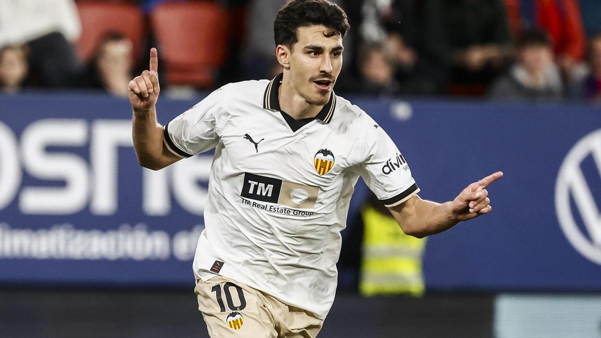 André Almeida durante el Osasuna-Valencia