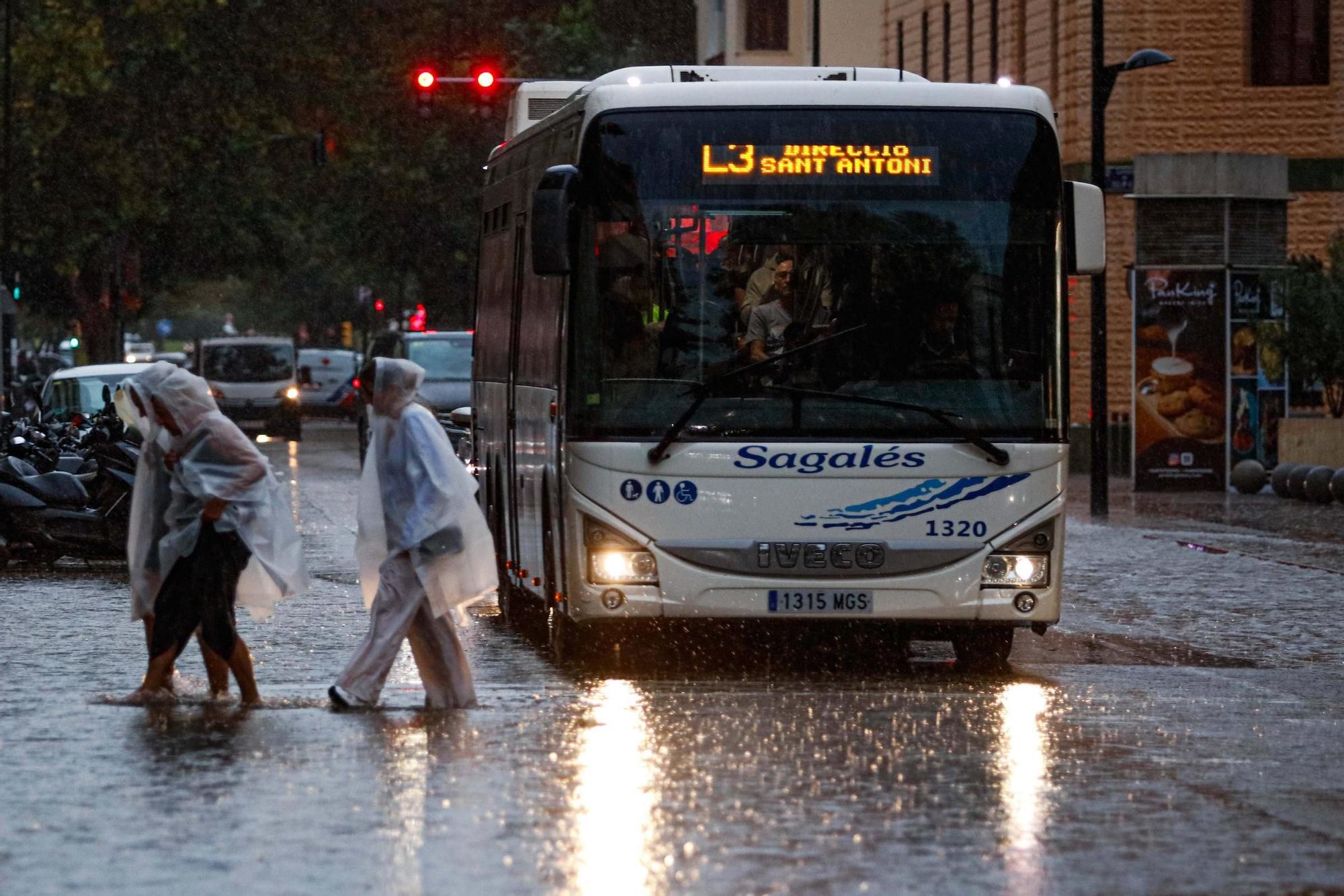 Todas las imágenes de la lluvia en Ibiza