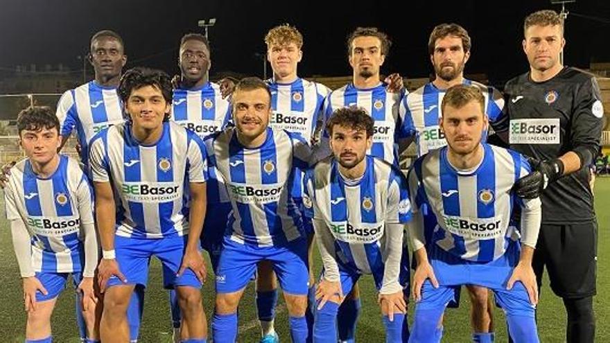 El CF Gandia puntúa en el campo del Paterna CF con portería a cero