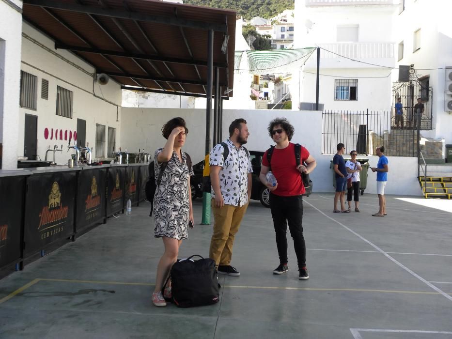 Las calles de Ojén, preparadas para el inicio de los conciertos