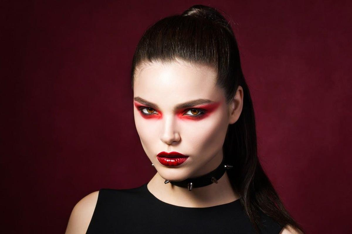 Maquillaje para Halloween: rollito gótico