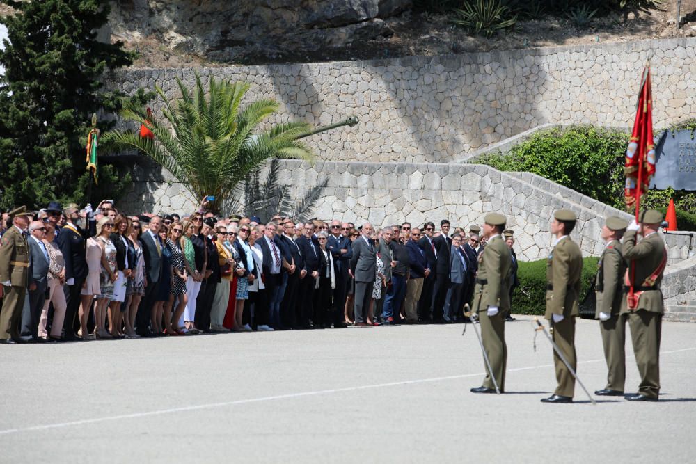 600 civiles juran la bandera en Palma