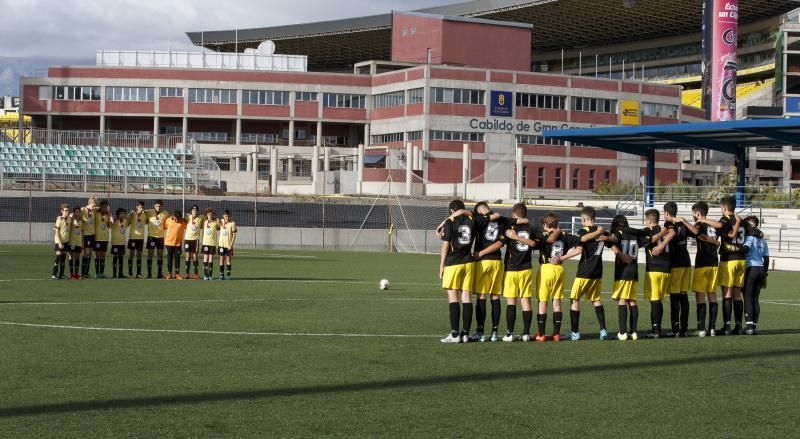 21.04.18 Las Palmas de Gran Canaria. Fútbol base intantil temporada 2017-18. Siete Palmas - Heidelberg. Anexo Estadio de Gran Canaria.  Foto Quique Curbelo  | 21/04/2018 | Fotógrafo: Quique Curbelo