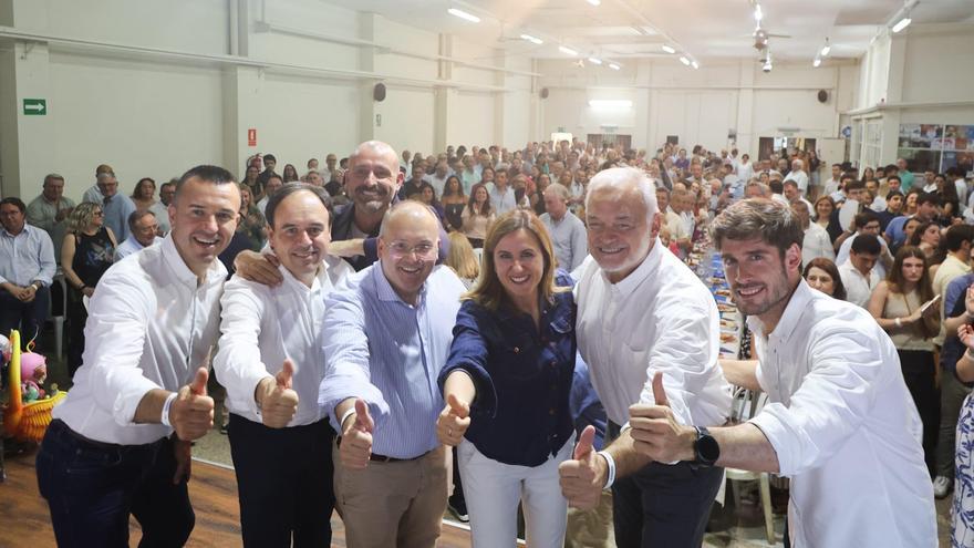 Primera exhibición de fuerza del PPCV antes de la batalla de Valencia en presencia de Tellado