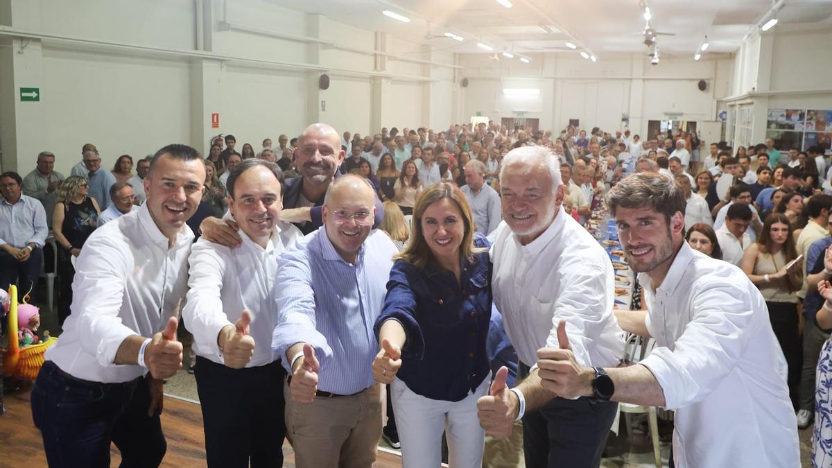 Primera exhibición de fuerza del PPCV antes de la batalla de Valencia en presencia de Tellado