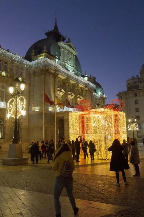 Encendido de luces de Navidad e inauguración del Belén en Cartagena