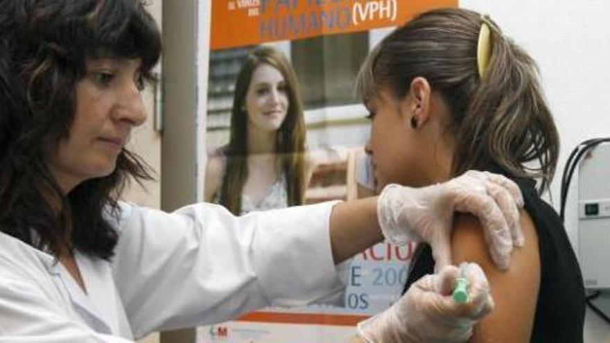La Generalitat elimina los certificados médicos escolares para los mayores de 14 años