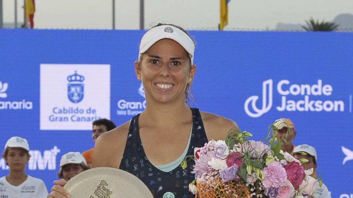 La ganadora del ITF Conde Jackson Maspalomas 2022, Julia Grabher. | | LP/DLP