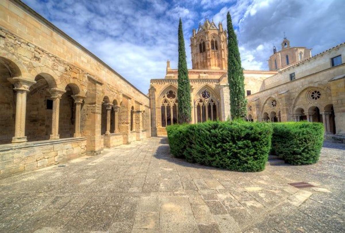 Claustro del monasterio de Santa Maria de Vallbona.