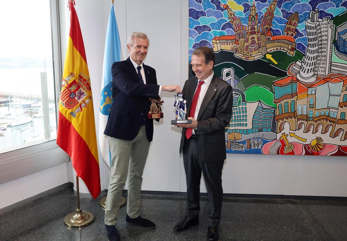 Primera reunión oficial entre Alfonso Rueda y Abel Caballero