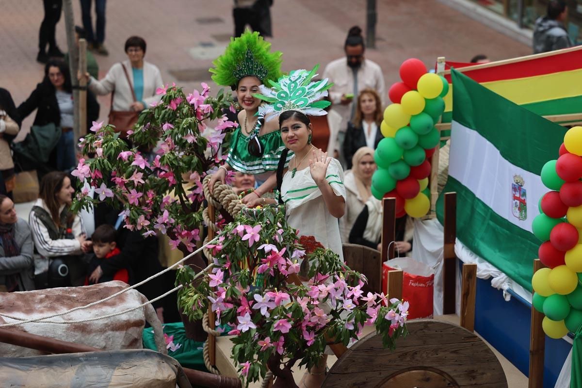 Búscate en las imágenes de la rúa de Carnaval de Ibiza