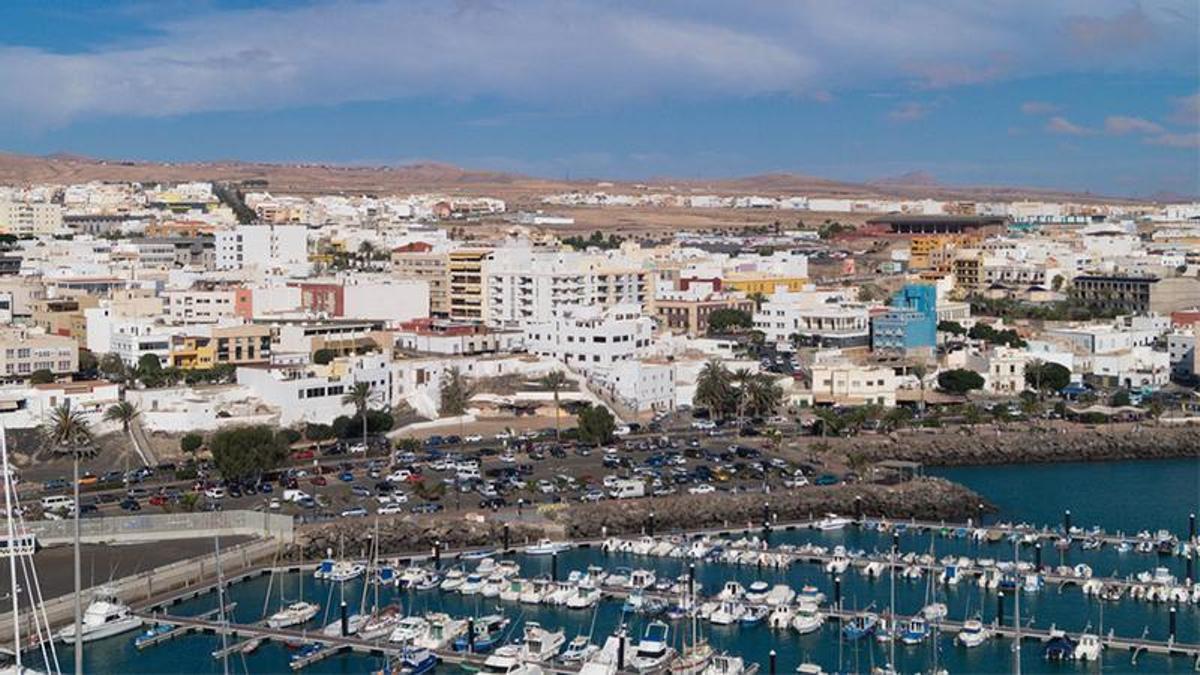 El Ayuntamiento de Puerto del Rosario mejora la imagen urbana de la capital