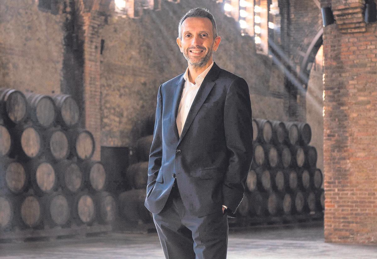 Sergio Fuster, CEO de Codorníu, en las cavas de Sant Sadurní d'Anoia.