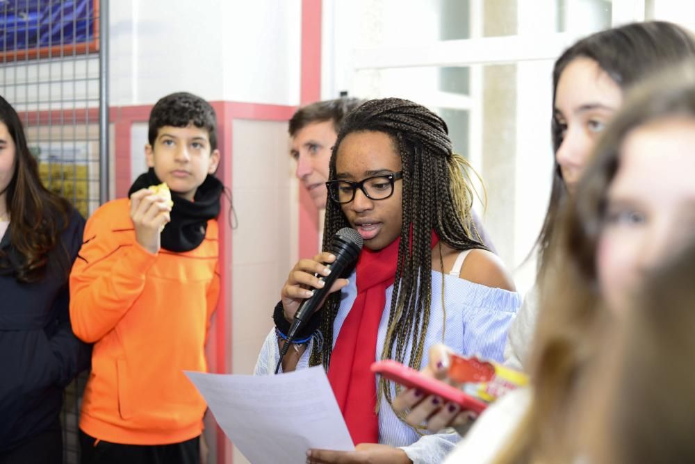 El instituto cambrés David Buján conmemora el día escolar de la no violencia y la paz con una pedalada virtual con la que pretende acompañar en su camino a los refugiados sirios en su búsqueda de un futuro.