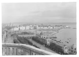 A Coruña a través de los ojos de Ruth Matilda Anderson: de las vistas del Banco Pastor al interior de la Torre de Hércules