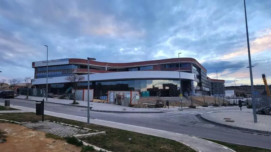 El nuevo hospital privado de Alicante encara el fin de sus obras tras la regularización urbanística