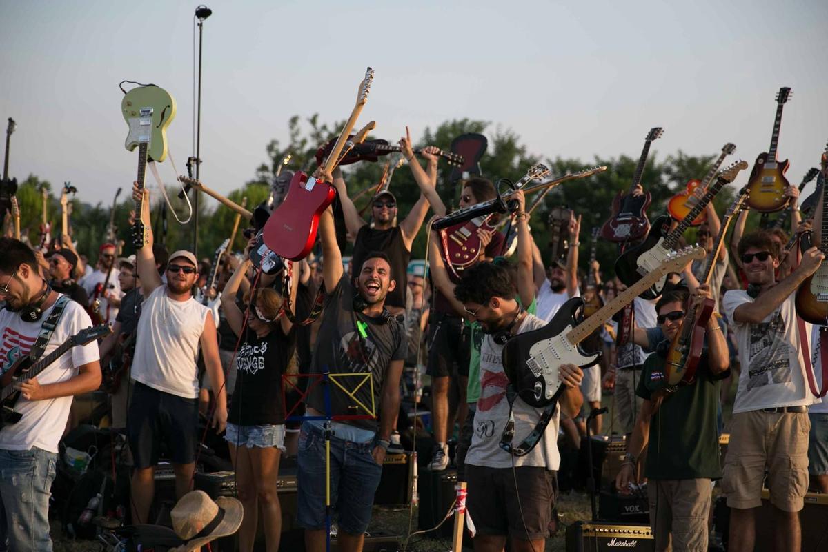 L’homenatge als Foo Fighters del grup de rock més gran del món