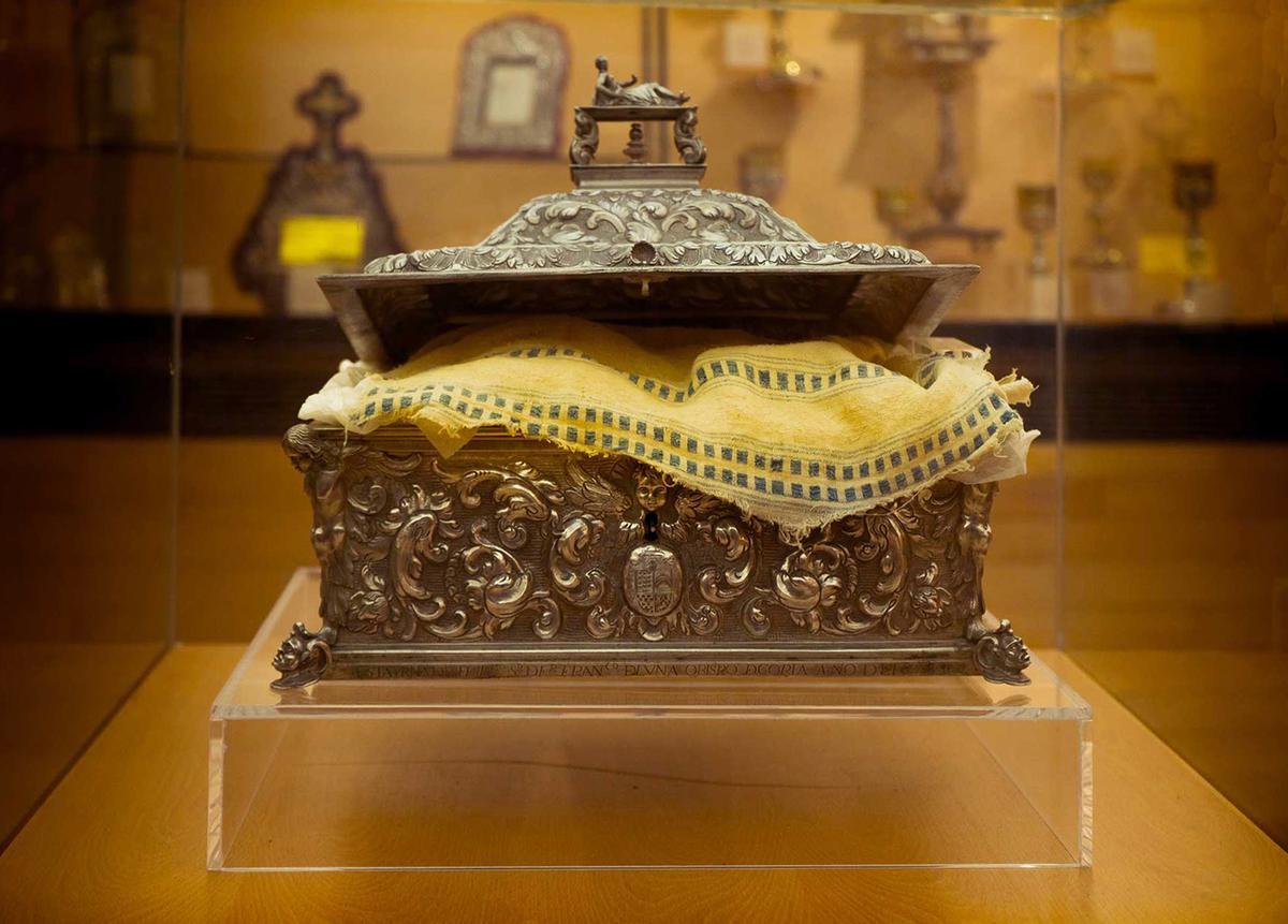 Sagrado Mantel de la última cena, en la Catedral de Coria.